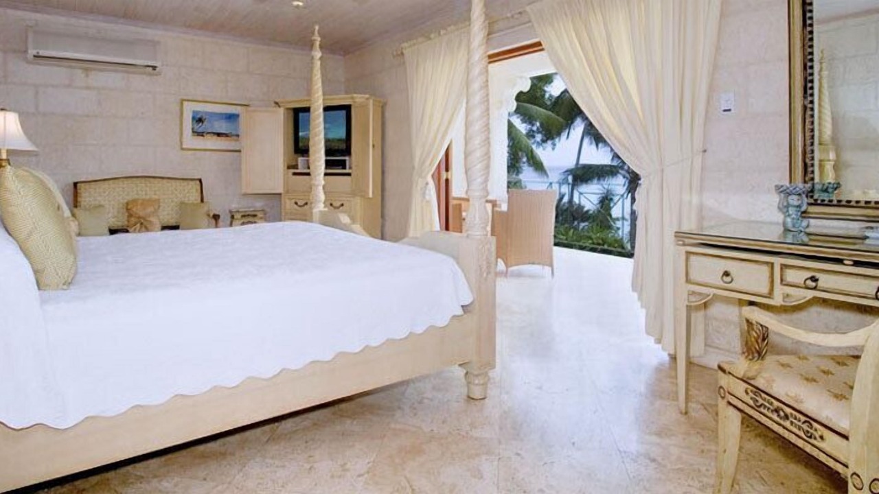 Photo of Bedroom in Weston