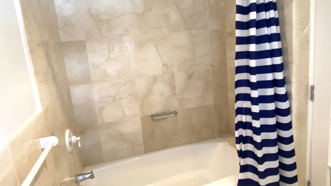 Photo of Bathroom in Douglas