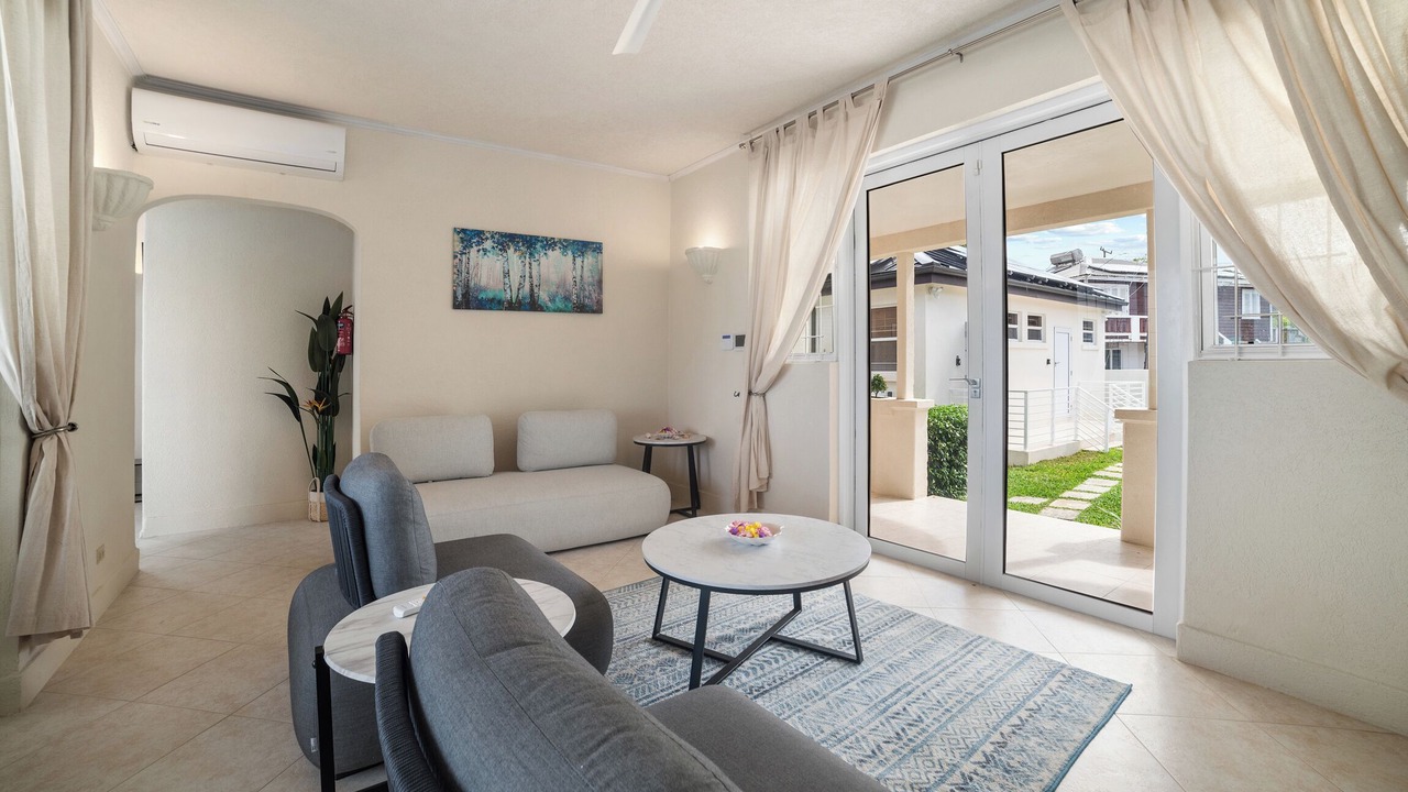 Photo of Livingroom in Fitts Village