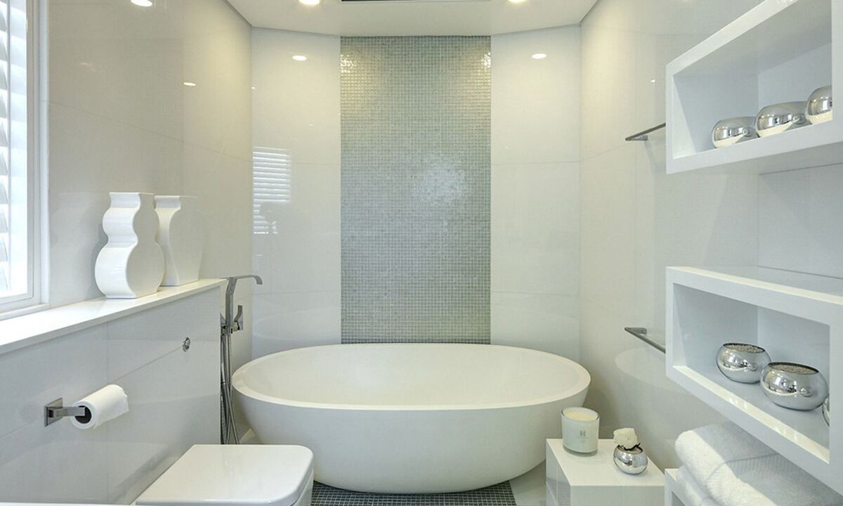Photo of Bathroom in Porters