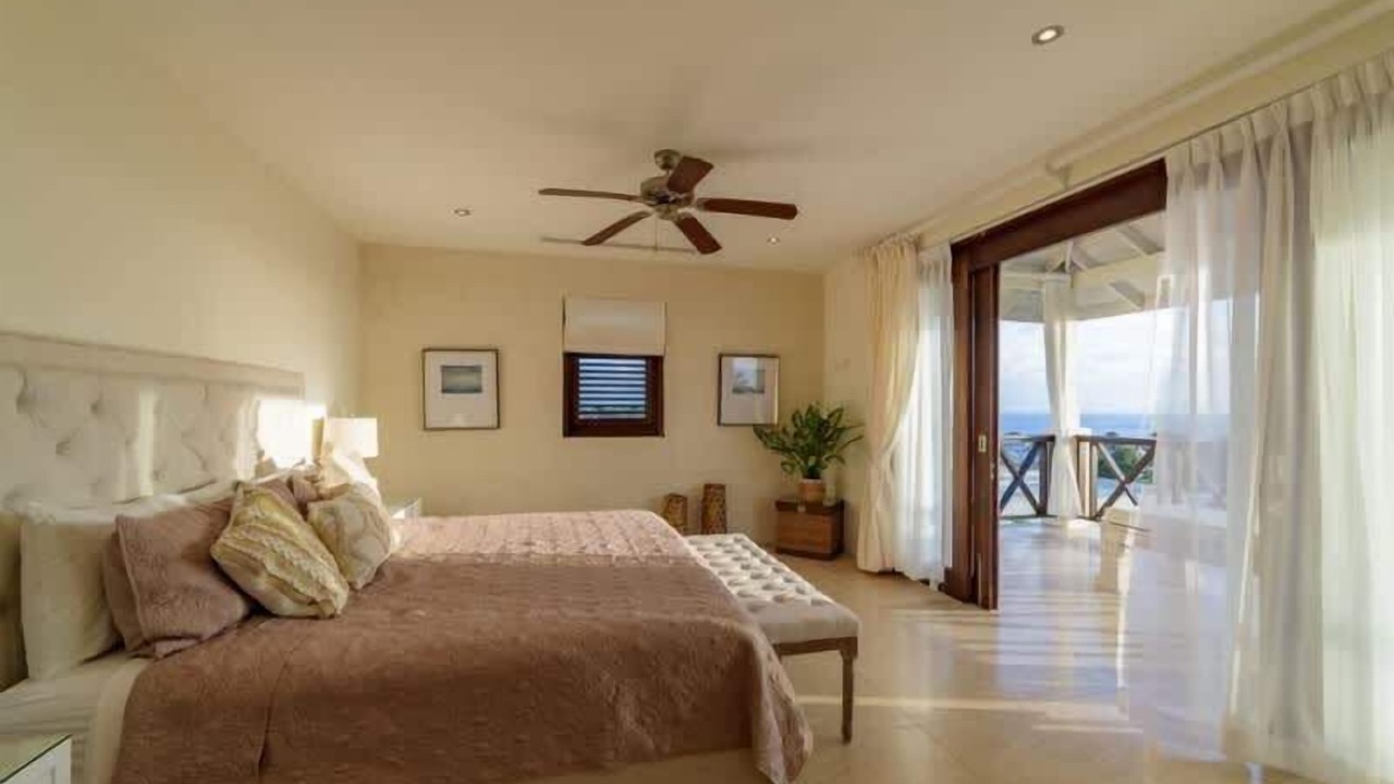 Photo of Bedroom in Merlin Bay