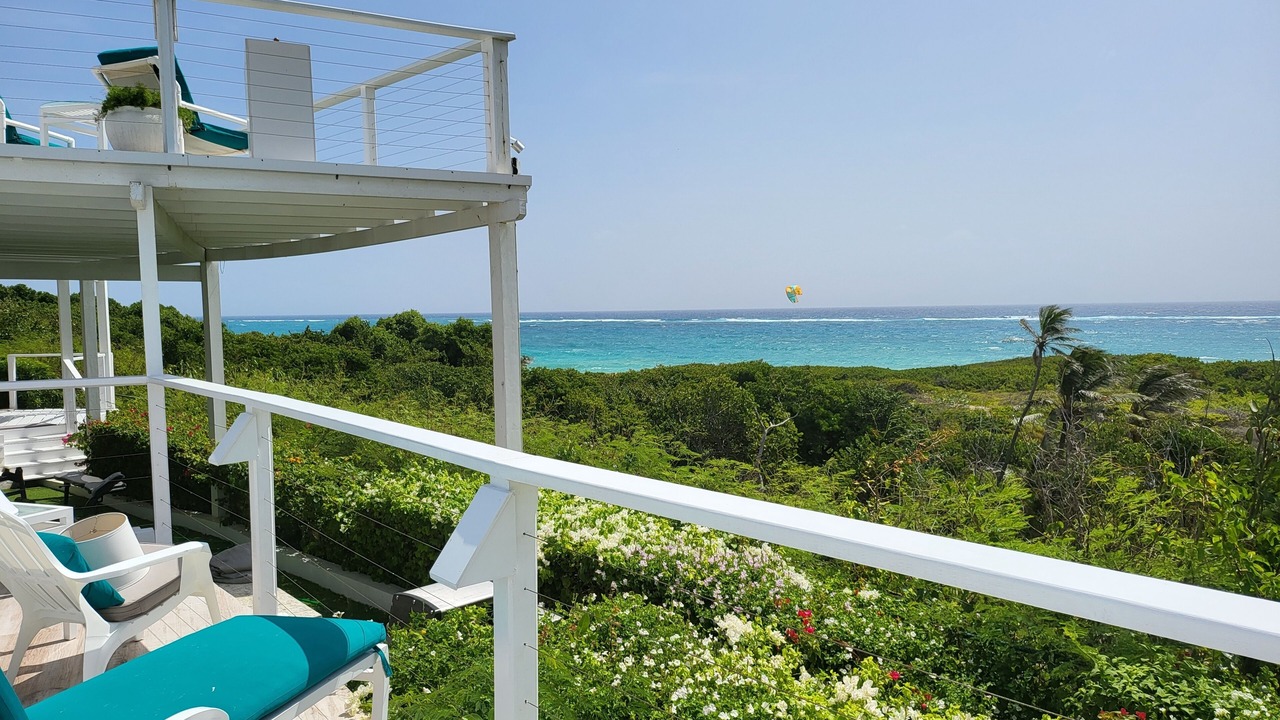 Photo of Patio Balcony in Seaview