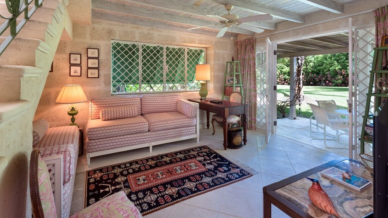 Photo of Livingroom in Old Trees Bay