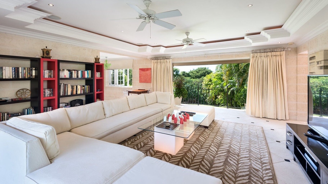 Photo of Livingroom in Old Trees Bay