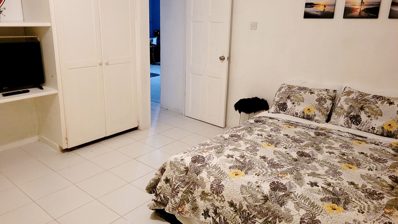 Photo of Bedroom in West Coast