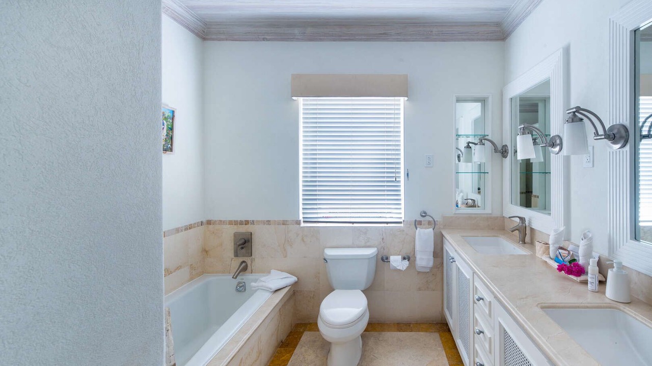 Photo of Bathroom in Gibbs Bay