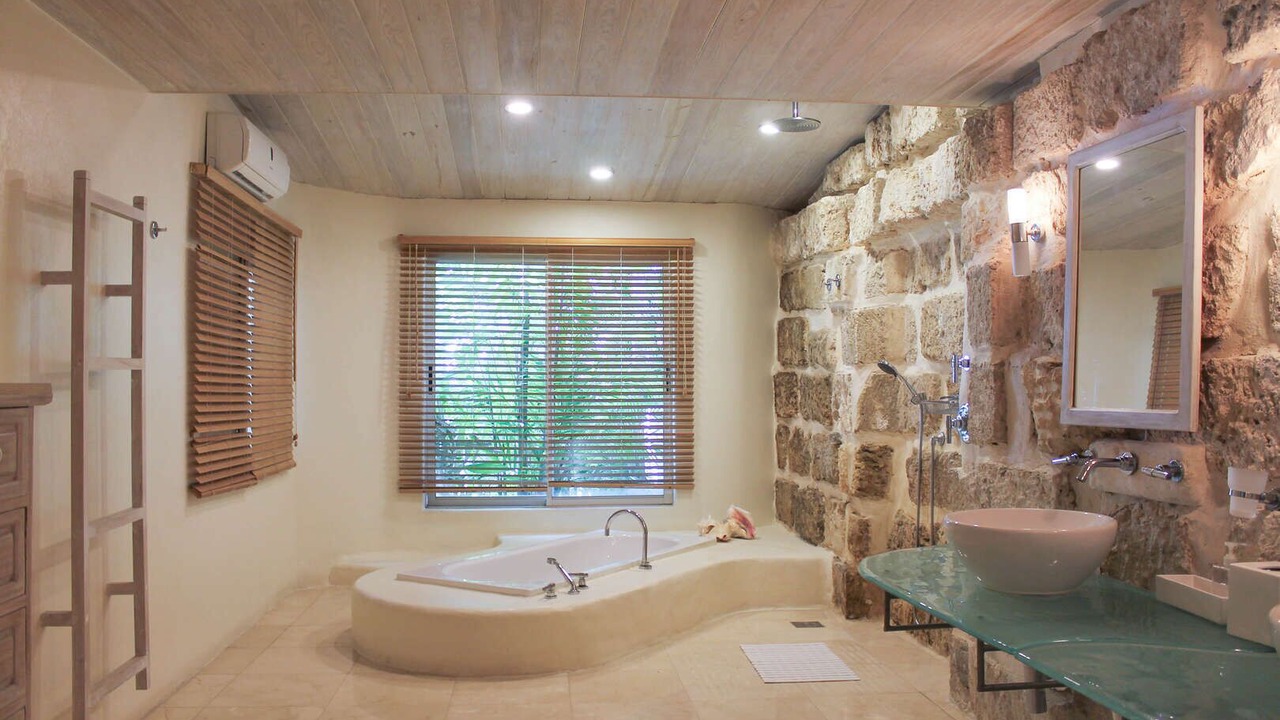 Photo of Bathroom in Sandy Lane