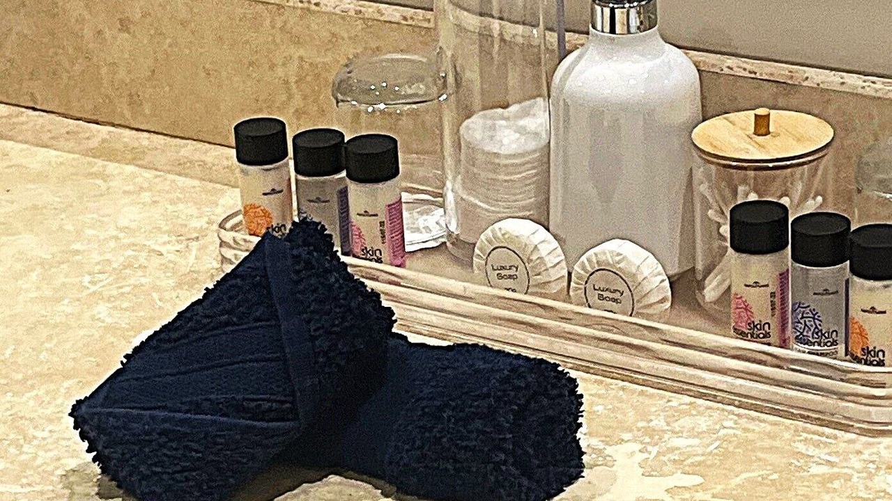 Photo of Bathroom in Little Battaleys