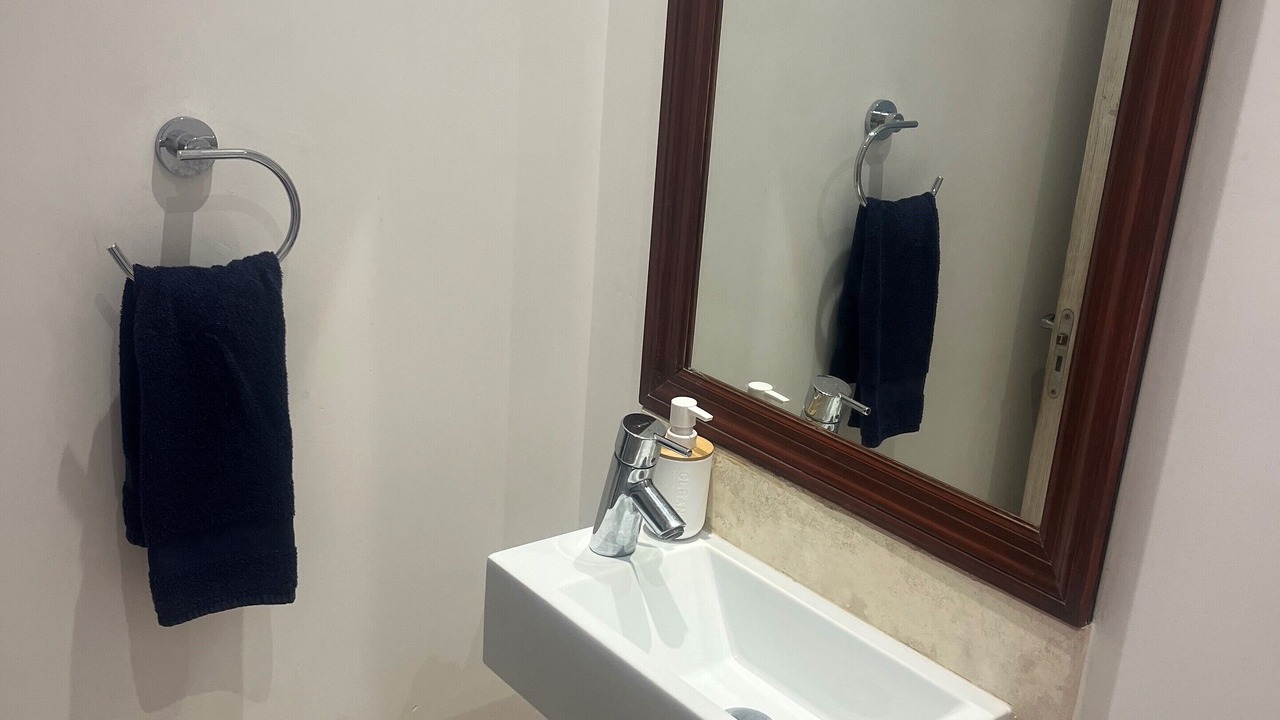 Photo of Bathroom in Little Battaleys