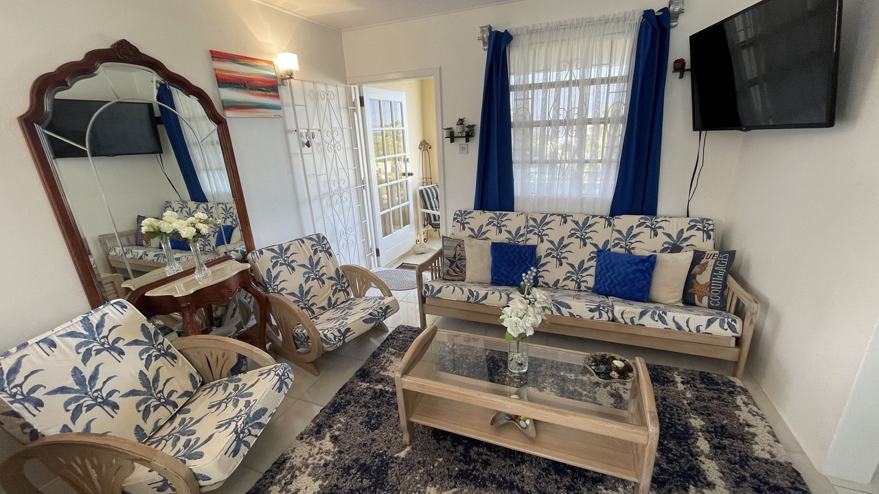 Photo of Livingroom in Enterprise