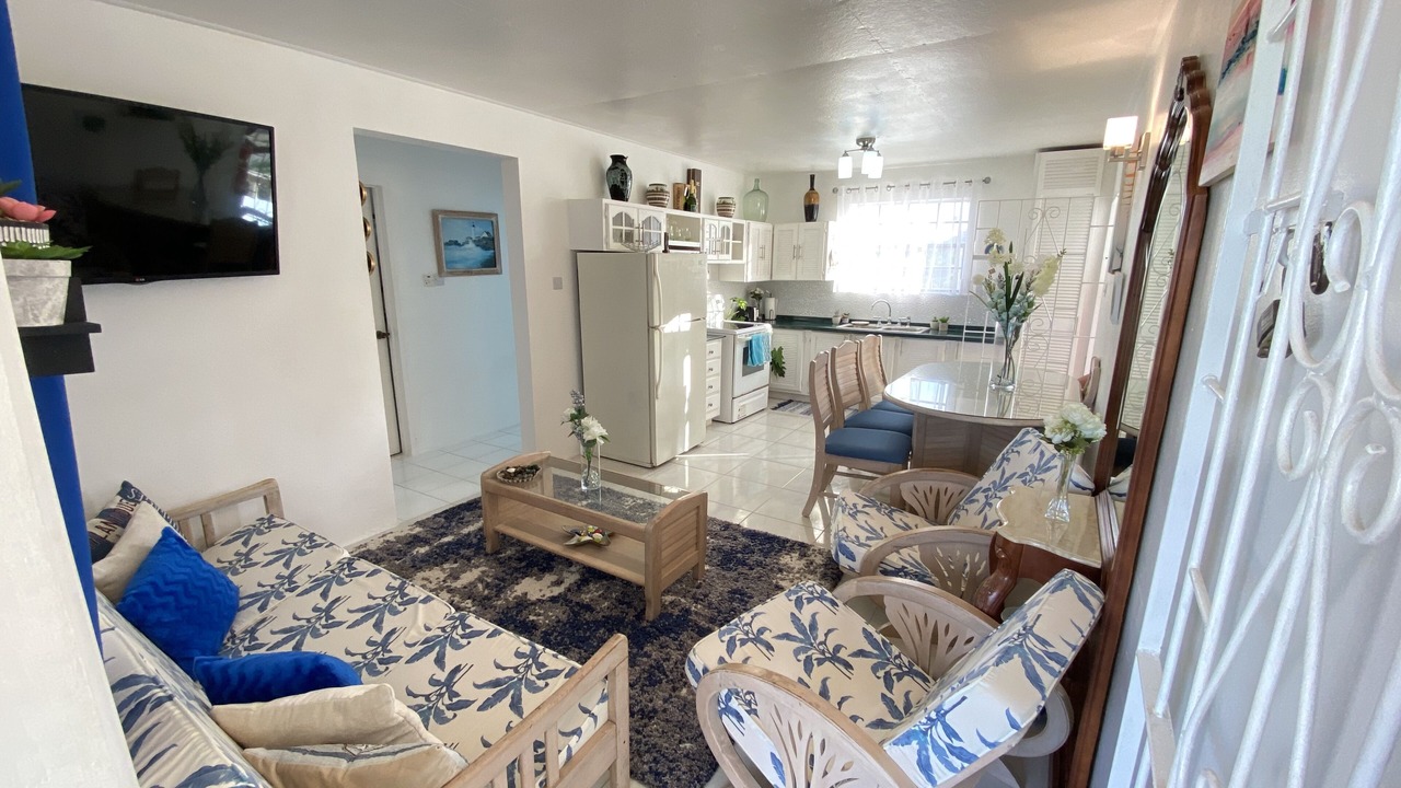 Photo of Livingroom in Enterprise