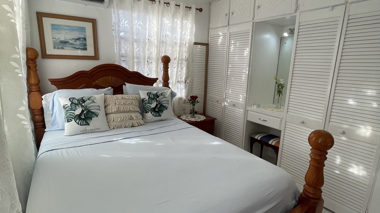 Photo of Bedroom in Enterprise
