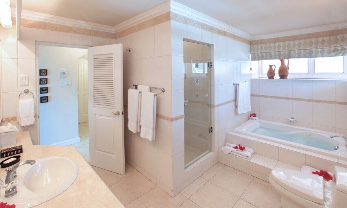 Photo of Bathroom in Reeds Bay