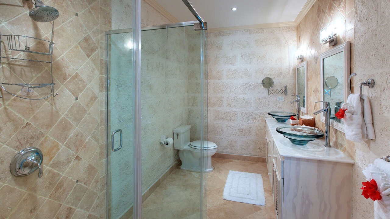 Photo of Bathroom in Paynes Bay
