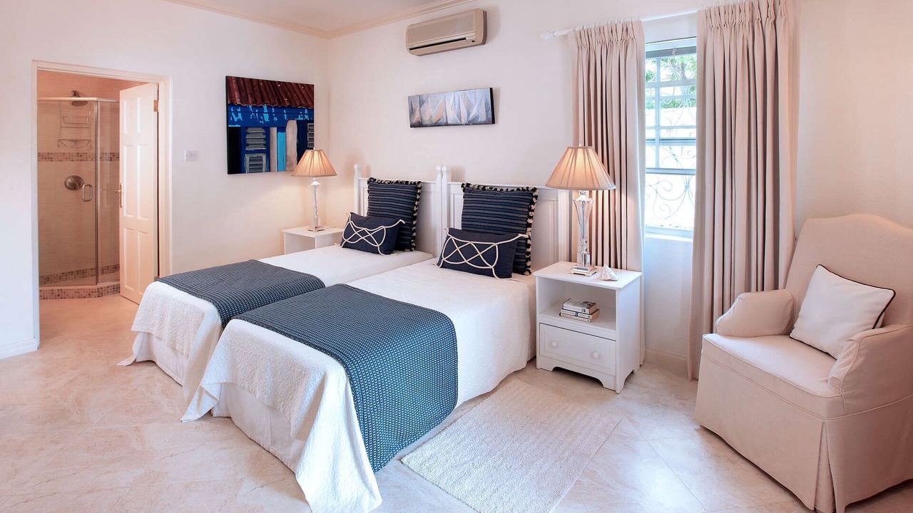 Photo of Bedroom in Paynes Bay