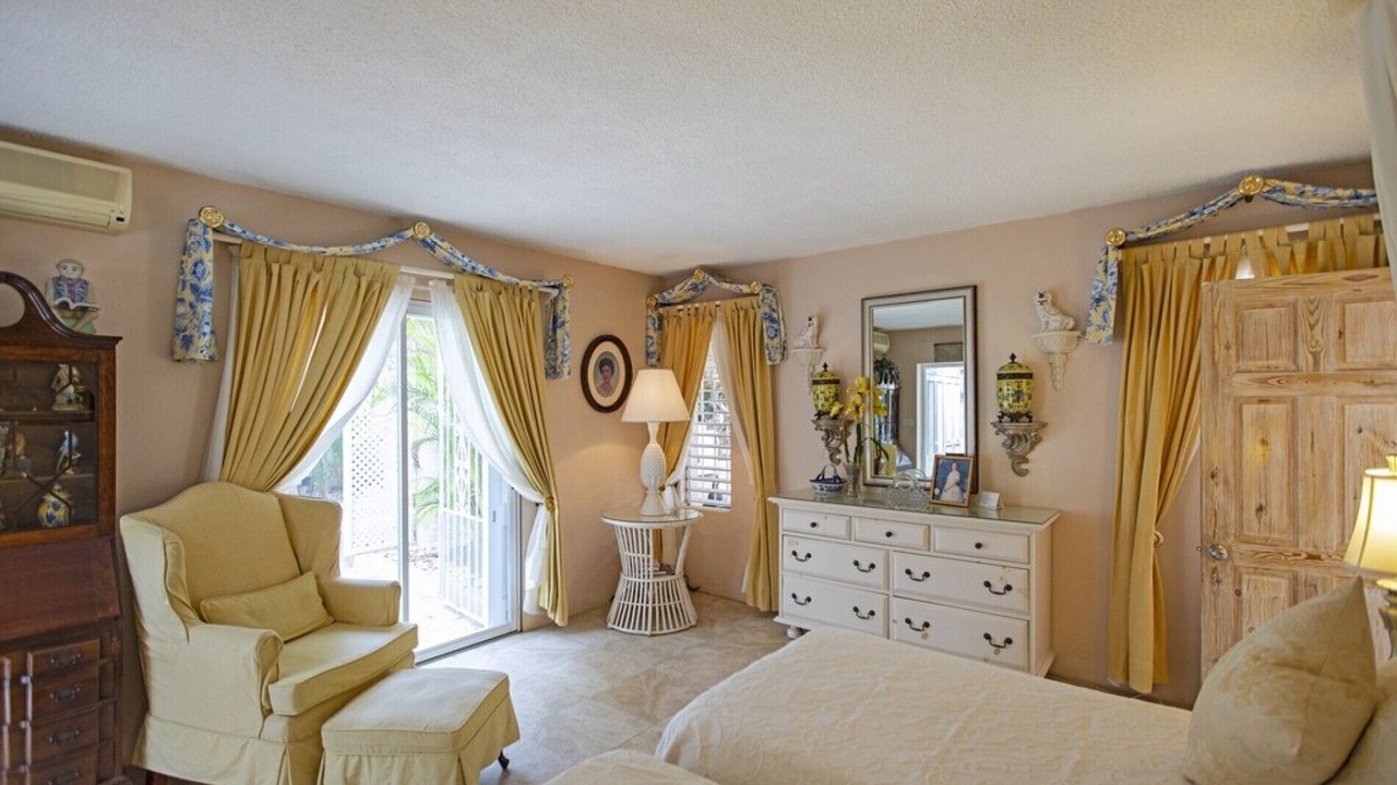 Photo of Bedroom in Holder's Hill