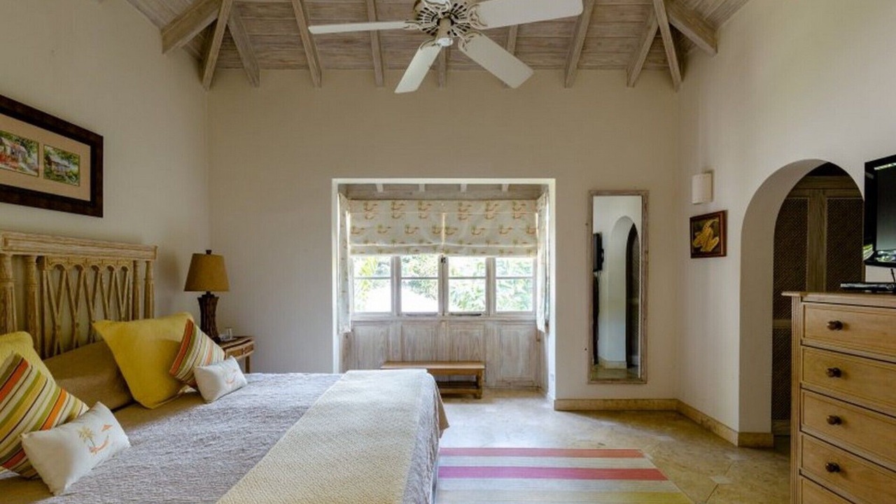 Photo of Bedroom in Molyneux