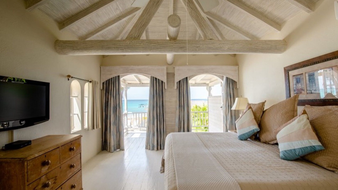 Photo of Bedroom in Molyneux