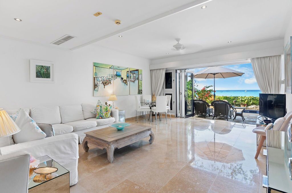 Photo of Livingroom in Old Trees Bay