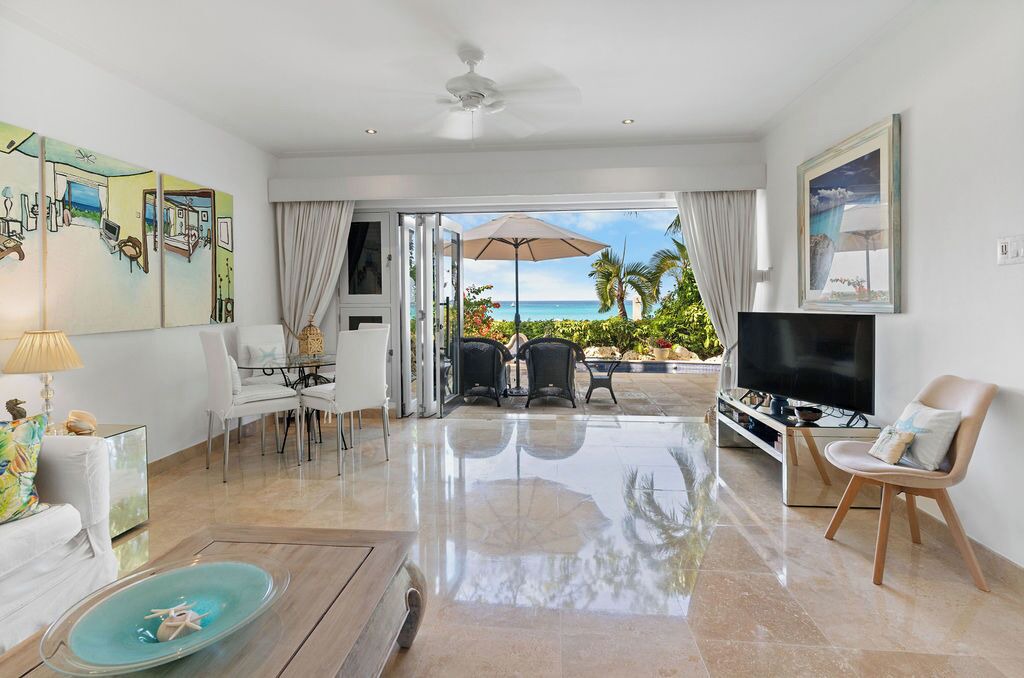 Photo of Livingroom in Old Trees Bay