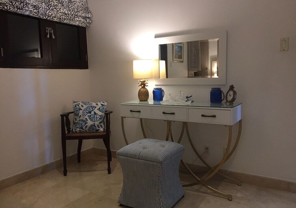 Photo of Livingroom in Old Trees Bay