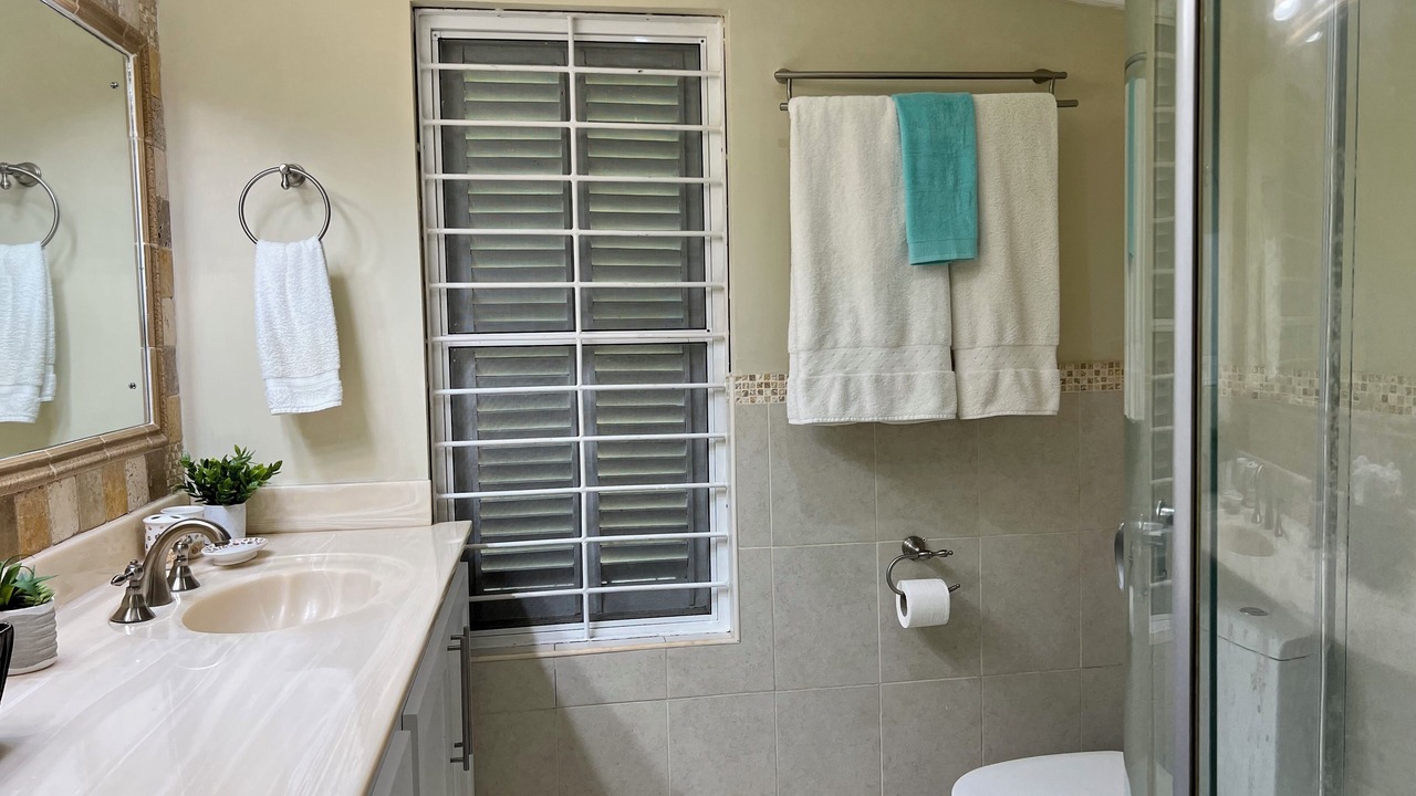 Photo of Bathroom in Sunset Crest