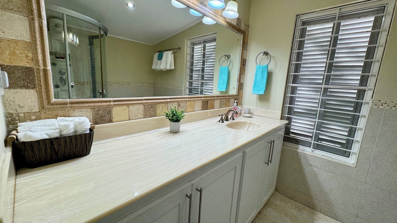 Photo of Bathroom in Sunset Crest
