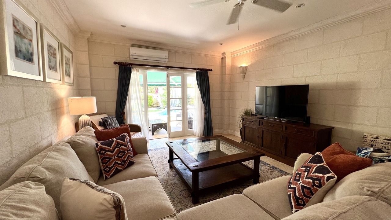 Photo of Livingroom in Mullins