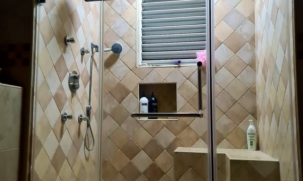Photo of Bathroom in Gibbes