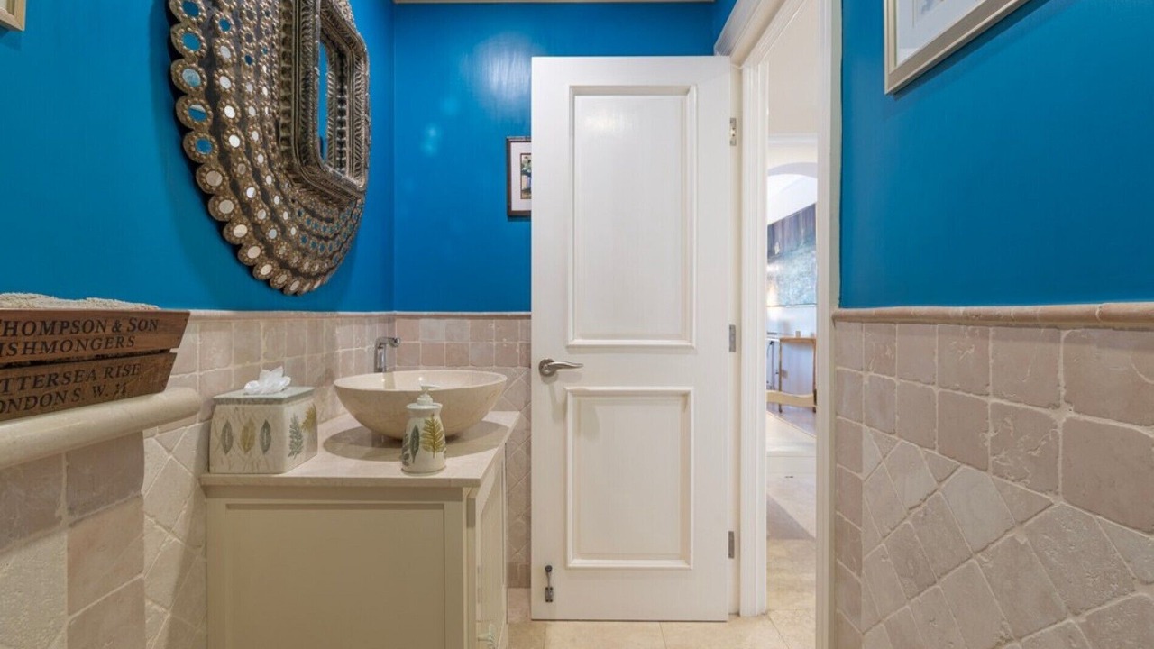 Photo of Bathroom in Schooner Bay