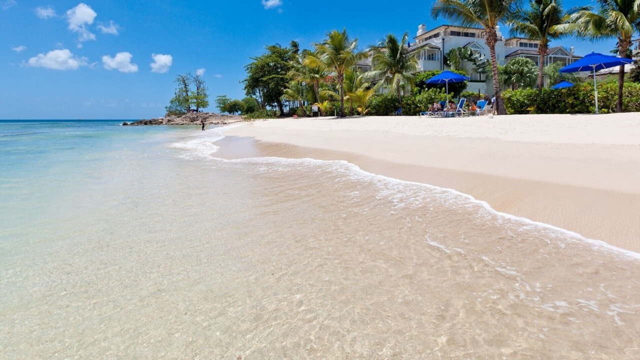 Photo of Others in Schooner Bay