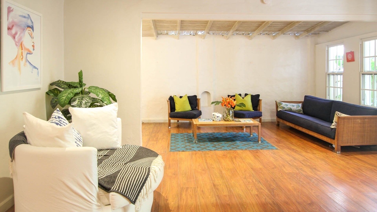 Photo of Livingroom in Folkestone