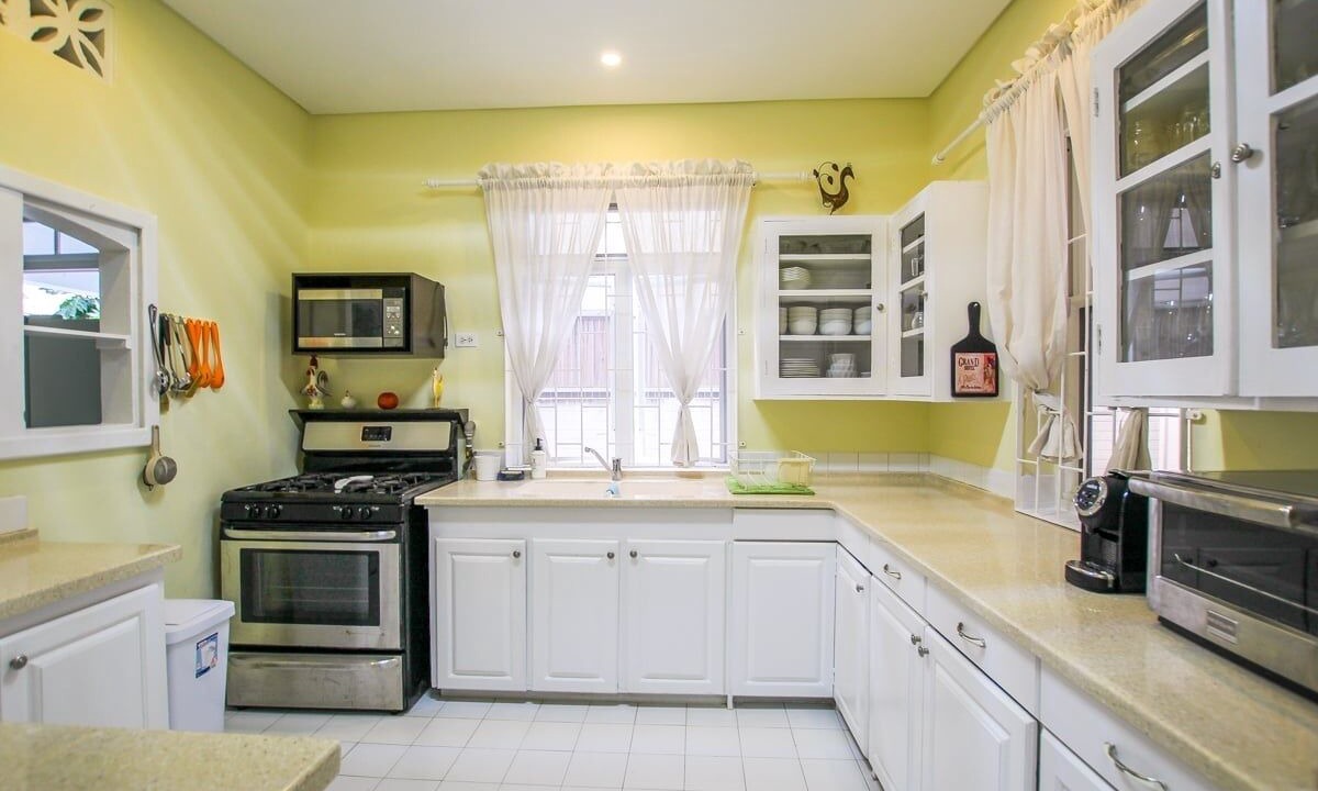 Photo of Kitchen in Reeds Bay
