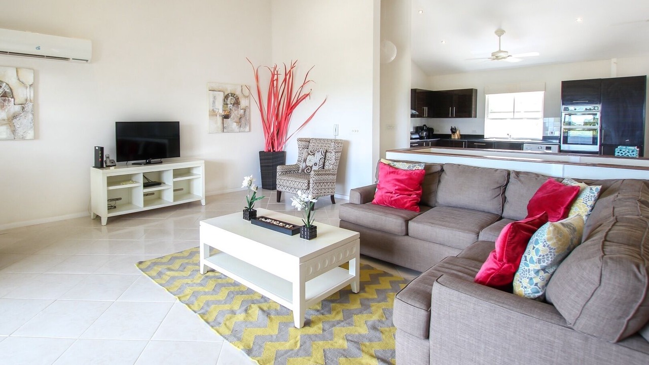 Photo of Livingroom in Weston