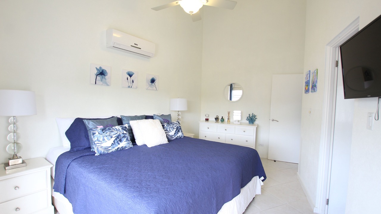 Photo of Bedroom in Weston