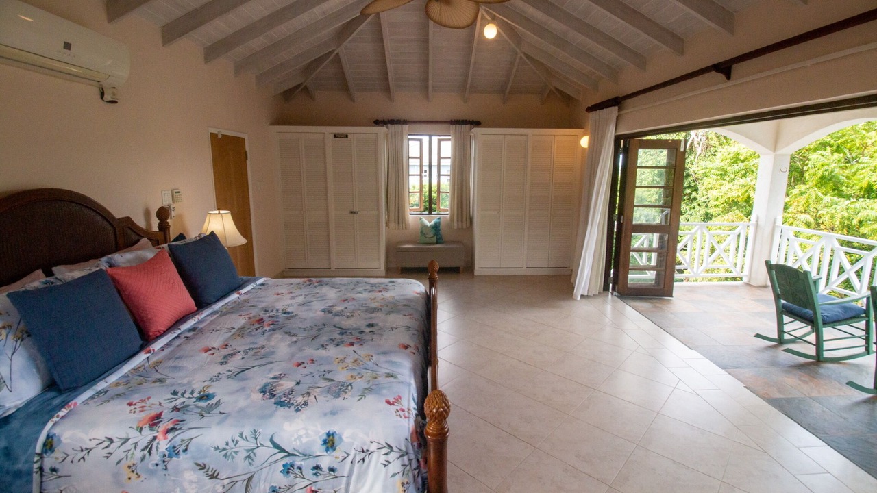 Photo of Patio Balcony in Clinketts