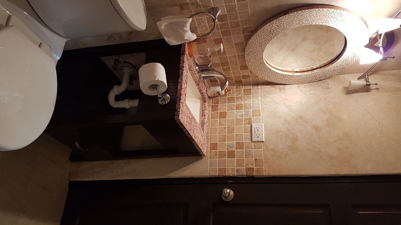 Photo of Bathroom in Halcyon Heights