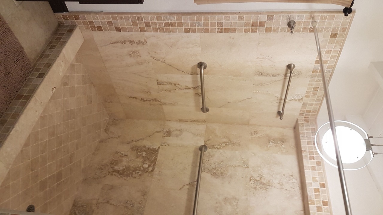 Photo of Bathroom in Halcyon Heights