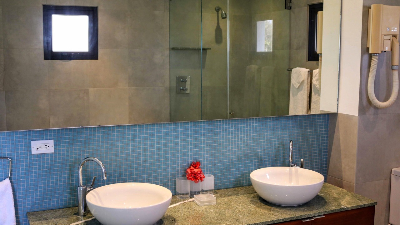 Photo of Bathroom in Saint Lawrence