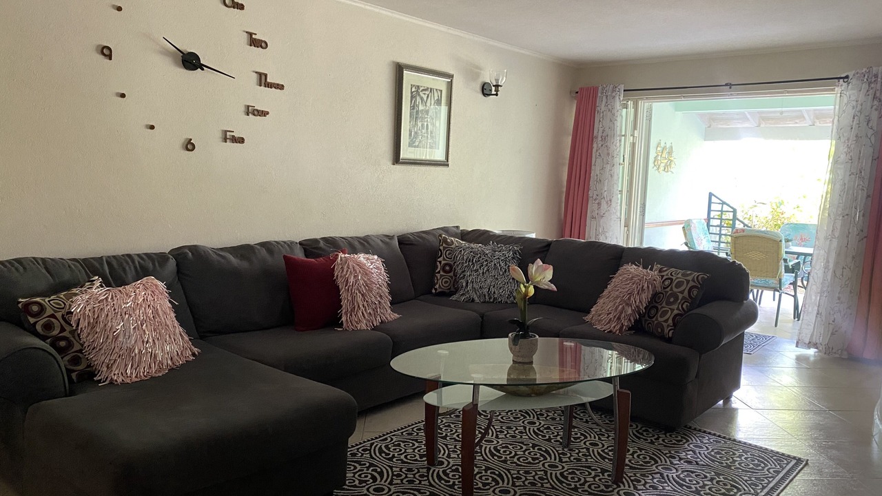 Photo of Livingroom in Marine Gardens