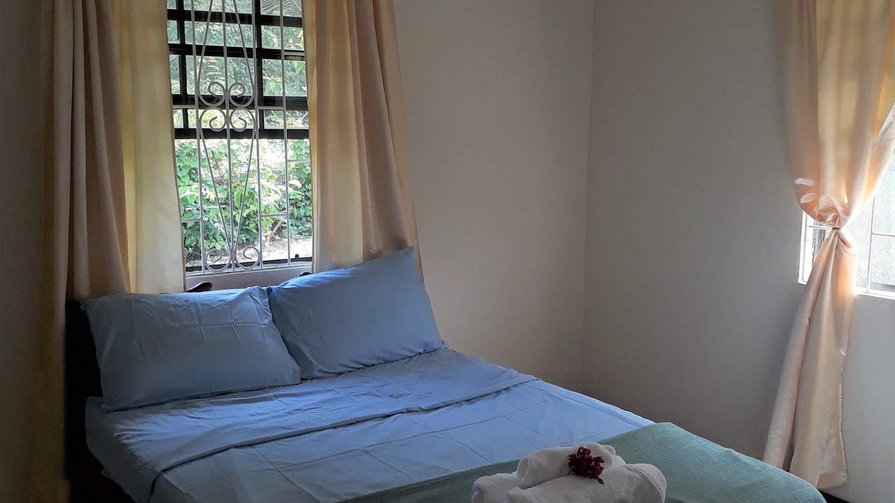 Photo of Bedroom in Frere Pilgrim