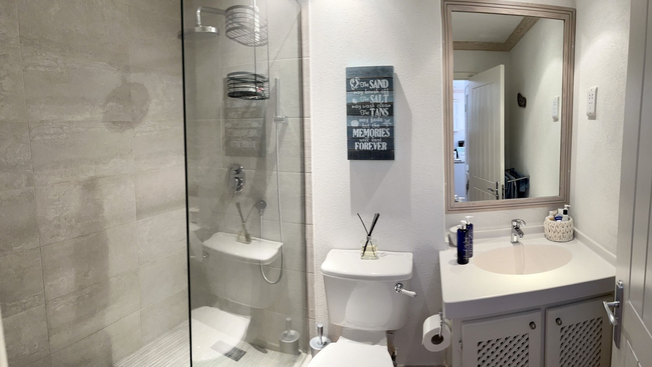 Photo of Bathroom in Mount Standfast