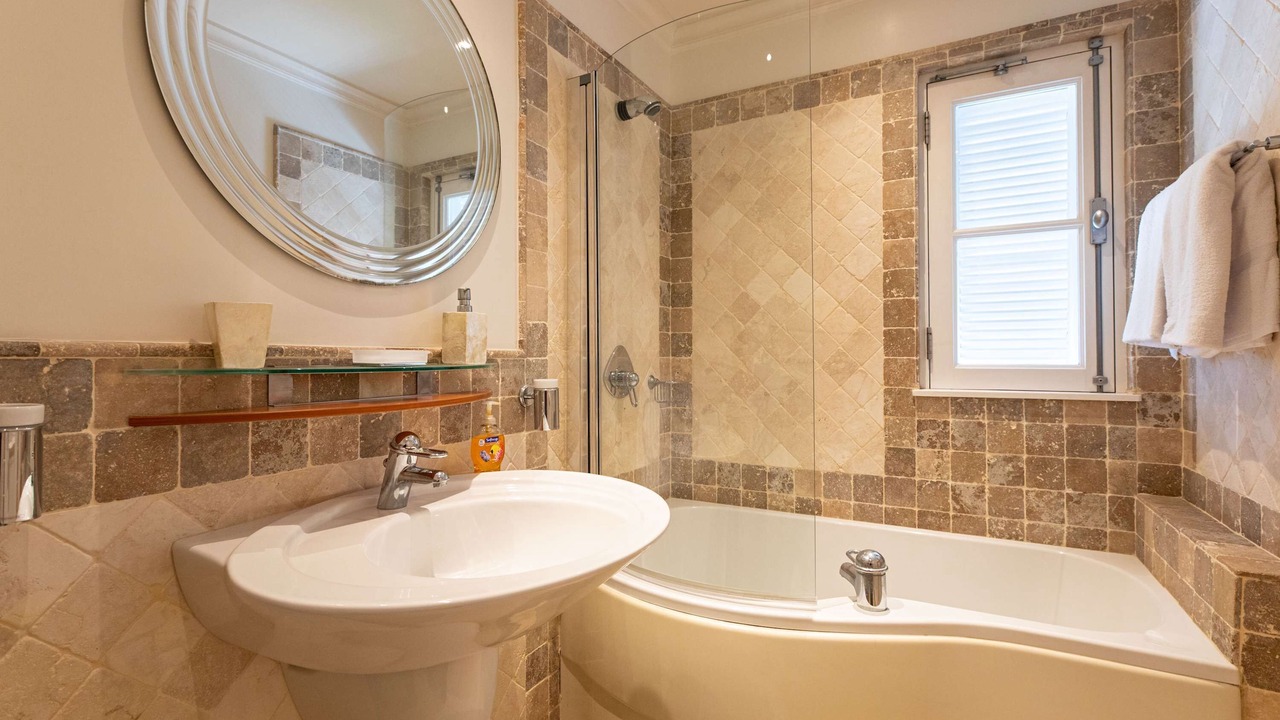 Photo of Bathroom in Douglas