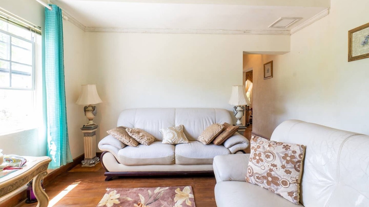 Photo of Livingroom in Mount Standfast