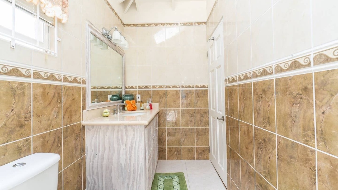 Photo of Bathroom in Mount Standfast