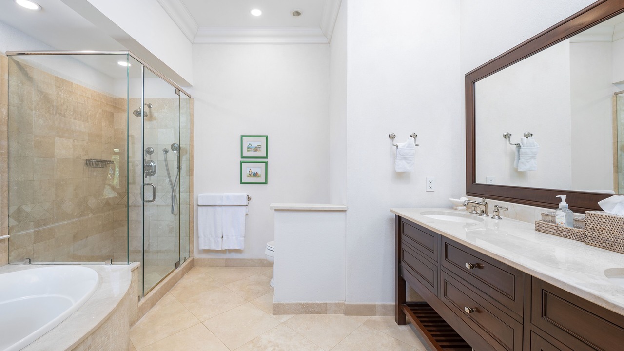 Photo of Bathroom in Orange Hill