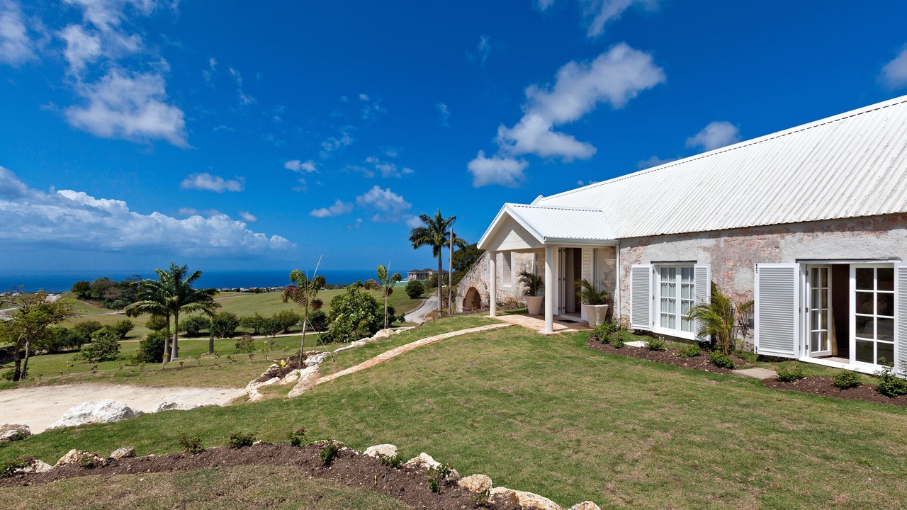 Photo of Outdoor in Orange Hill