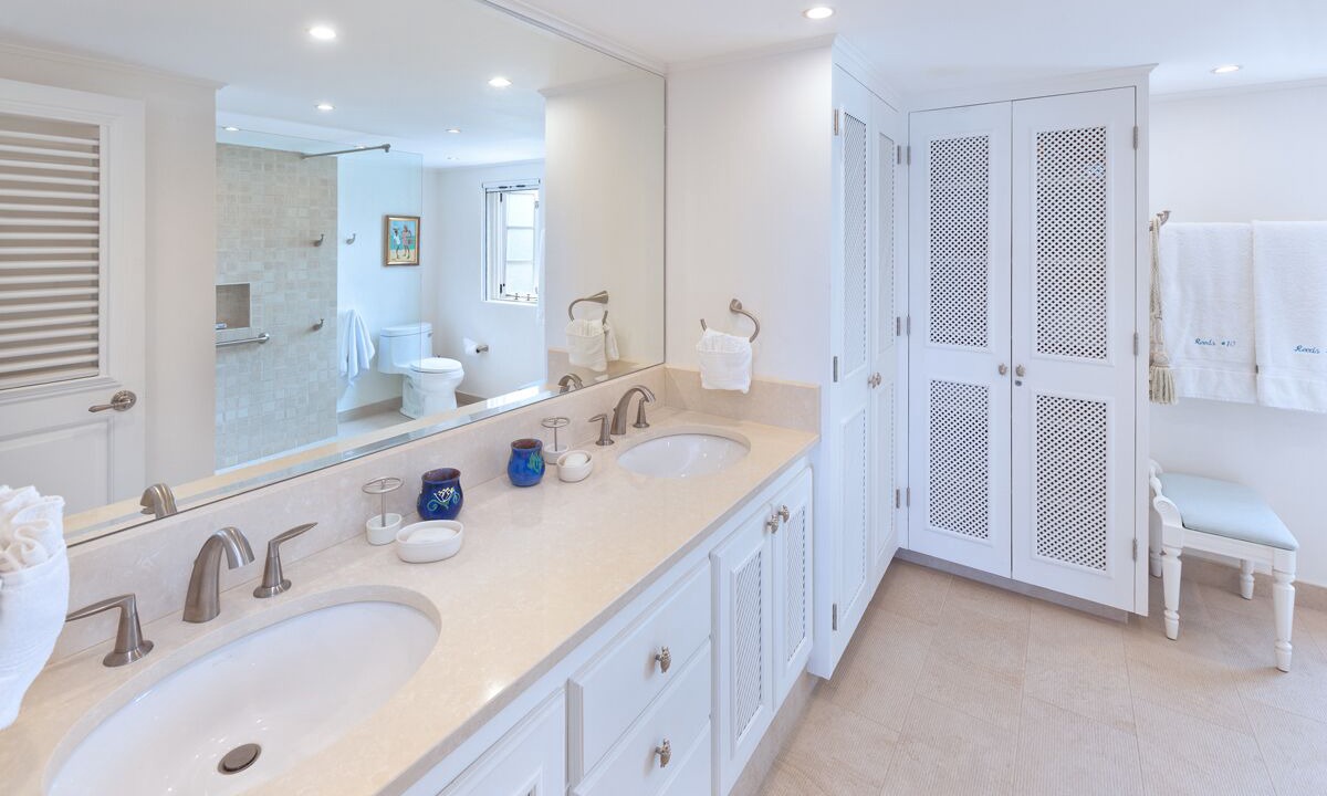 Photo of Bathroom in Reeds Bay