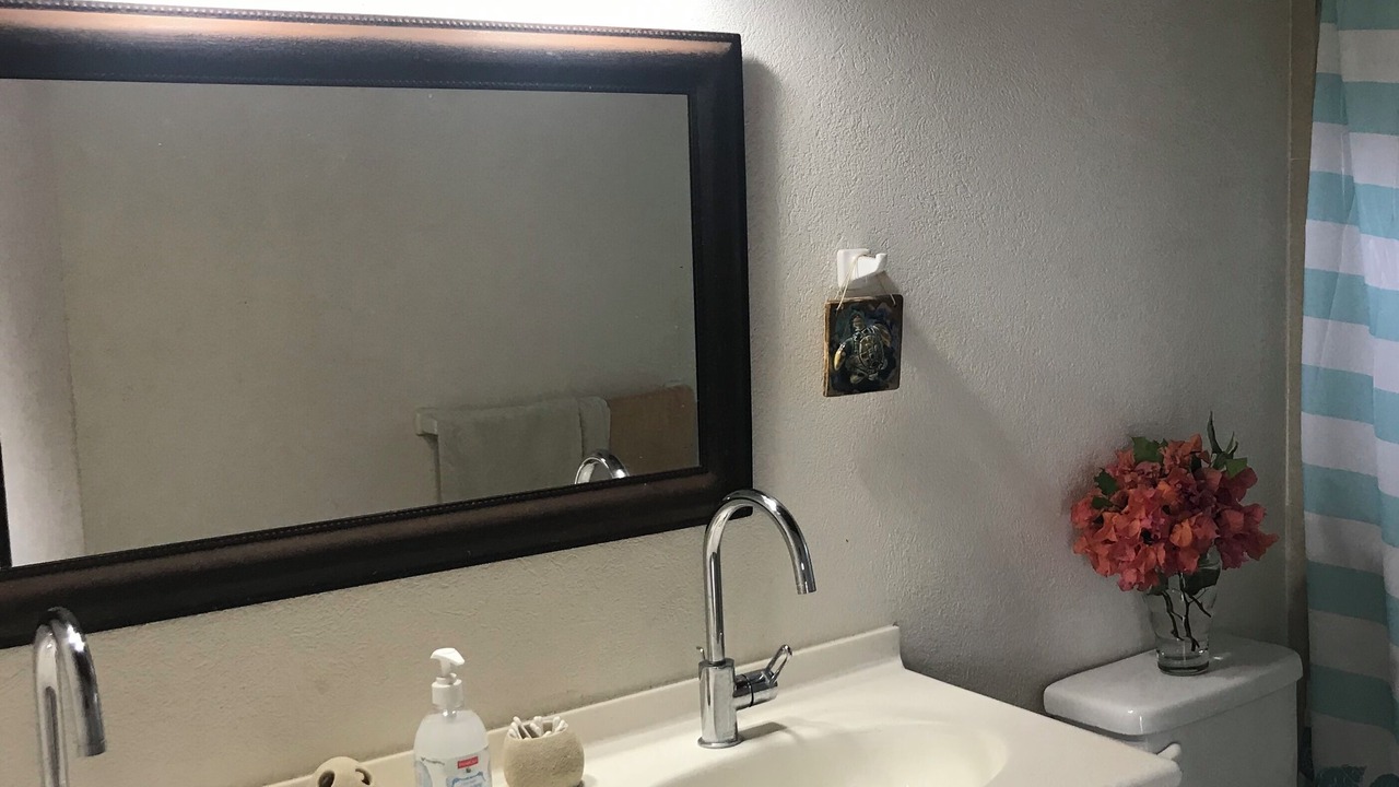 Photo of Bathroom in Long Bay