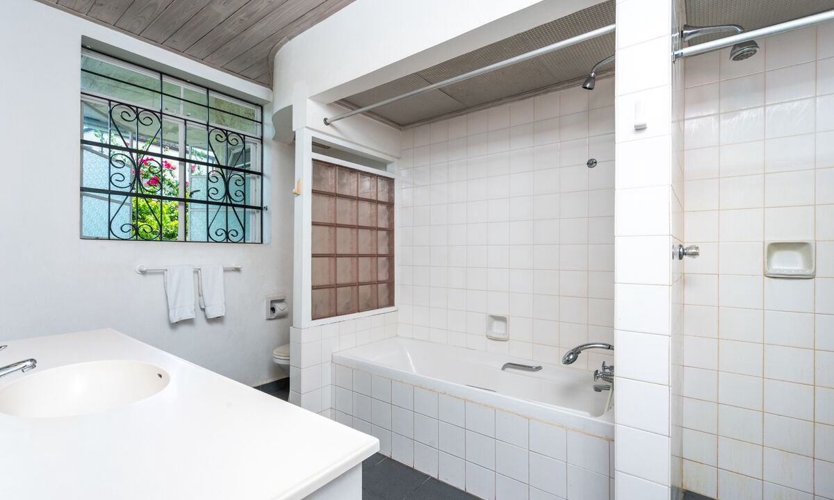 Photo of Bathroom in Gibbs Bay